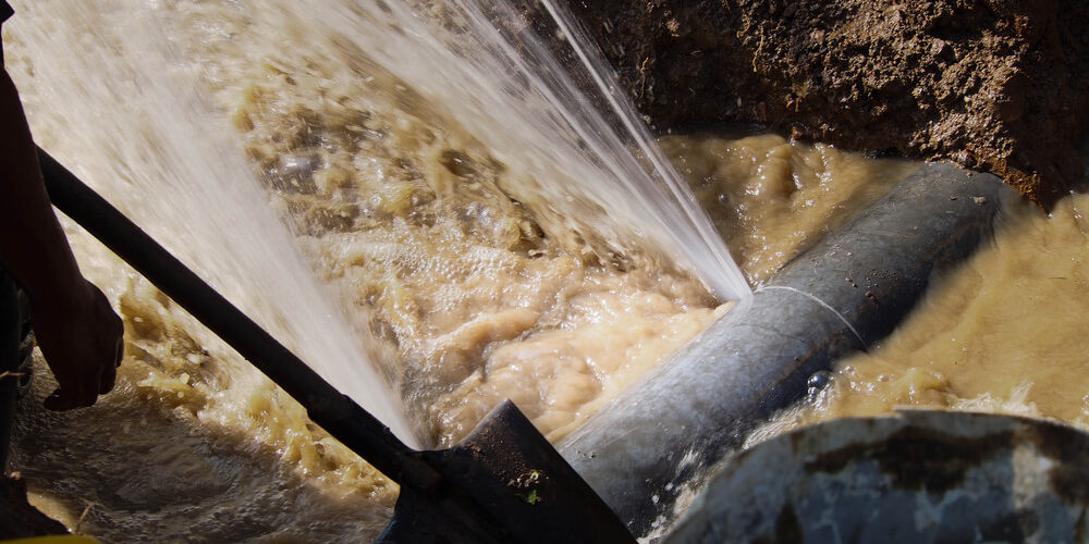 5 Efficient Countermeasures Against Water Damage from a Burst Water Pipe